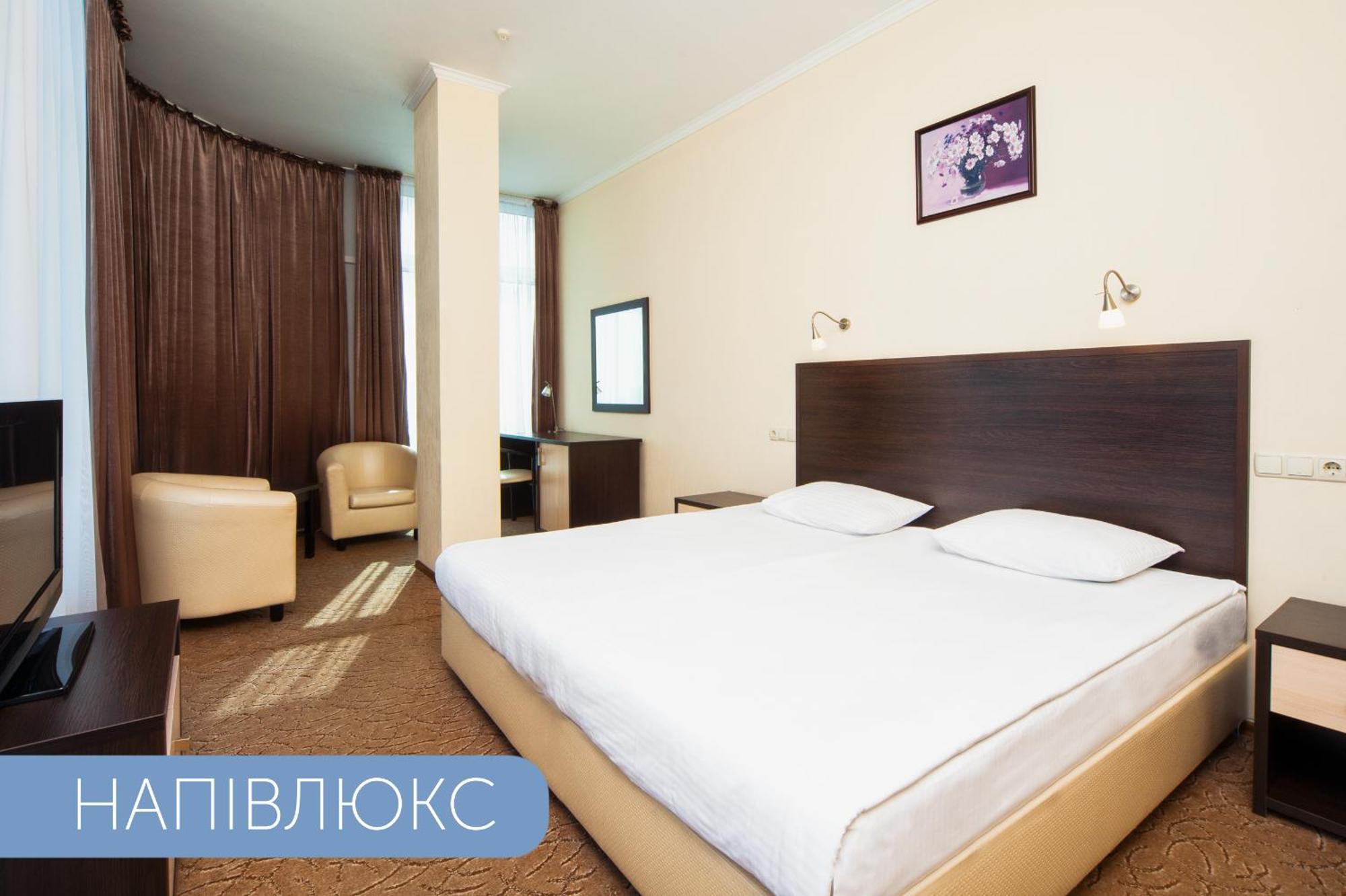 Black Sea Hotel Otrada Oldenburg Bagian luar foto